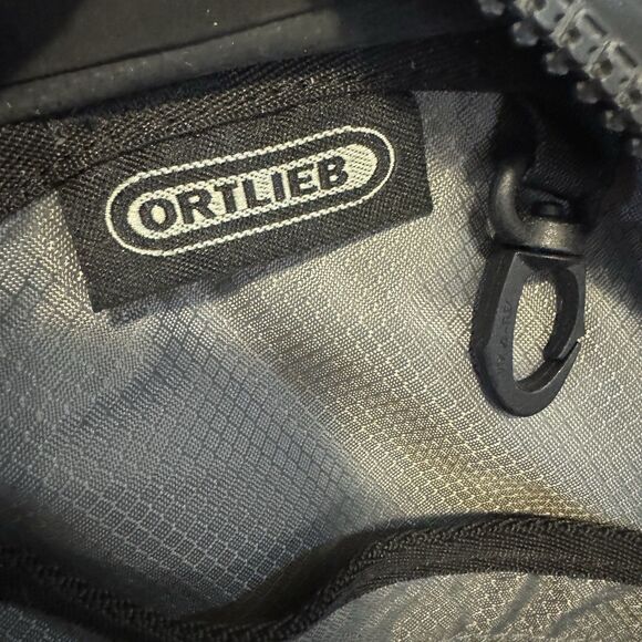 Ortlieb Cor13 Backpack Orange Black Biking Waterproof TPZIP 13L Hydration 700g - Picture 7 of 8